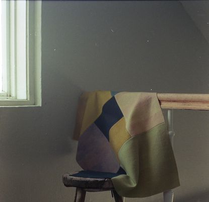 Arielle Walker, Blonduos Iceland hand dyed wool blanket on 35mm film (2019). Courtesy of the artist.