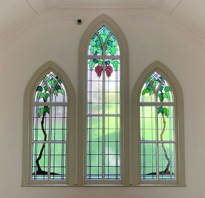  Children's Taonga Trail: Stained Glass Spotting