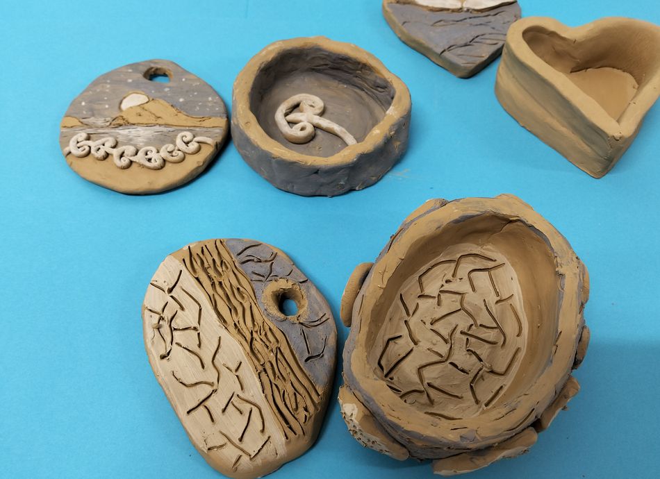  Ceramic Studio : The Story of Clay