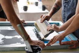  Introduction to Screenprinting on Fabric