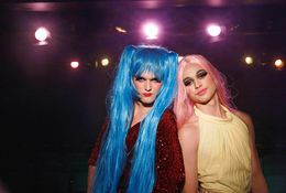  Wait, Wait, Now! -  Ramon Te Wake